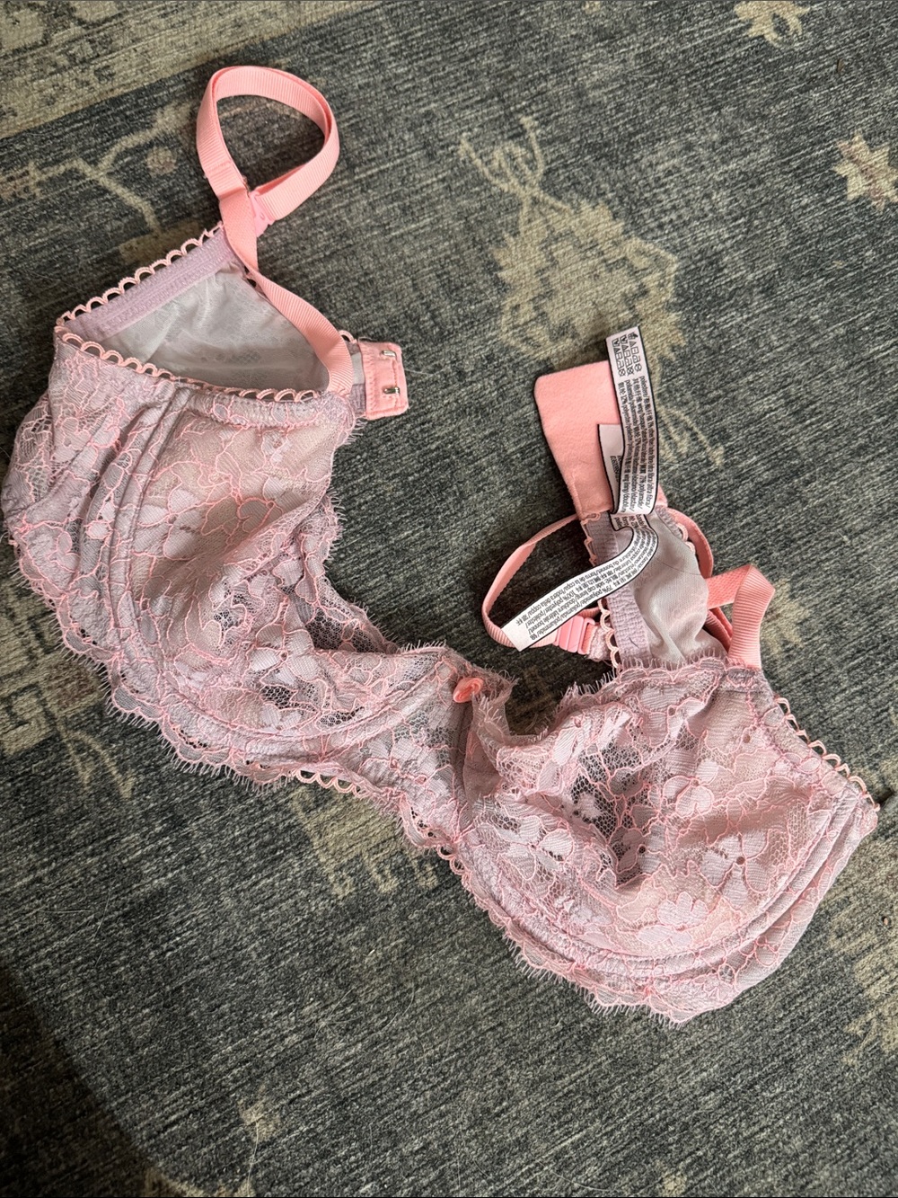 Victoria Secret peach pink bra 36c
